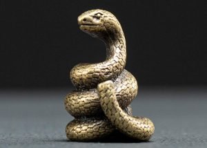 DMtse Brass Mini Antique Snake Statue Incense Holder Burner Ornaments Meditation Serene Statue Figurine Collectible - Image 5