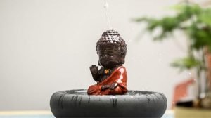 DMtse Buddha Zen Meditation Sitting Ceramic Figurines for Home Decor Accents, Living Room Bedroom Office Decoration Bookshelf TV Stand Decoration Tea Ceremony Sculptures Collection：圖片 6