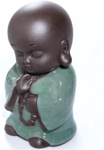 DMtse Cute Little Monk Buddha Ceramic Figurines for Home Office Stand Decoration Accessories Chanting and Meditation Statue Ornament Attractive & Serene Gift：圖片 6