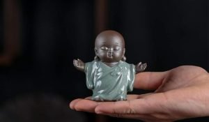 DMtse Cute Little Monk Buddha Ceramic Figurines for Home Office Decoration Tea Table Desk Bookshelf TV Stand Decoration Accessories Creative Baby Craft Doll Ornament Gift - Image 8