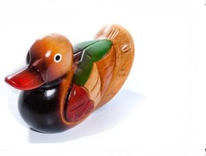 DMtse Feng Shui Wooden One Pair Mandarin Ducks for Love & Fidelity 2 Pcs Duck Figurine Home Ornament - Image 8
