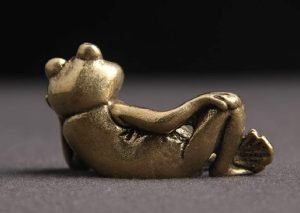 DMtse Brass Leisure Life Frog Statue Figurines Home Decoration for Cute Animal Sculpture of Good Blessing Collectibles Gift - Image 2