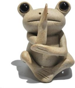 DMtse Handmade Ceramic Mindfulness Meditation Frog and Lotus Leaf Tray Stick Incense Burner Holder Yoga Poses Frog Cute Animal Statue Peace Blessing Home Decoration：圖片 3