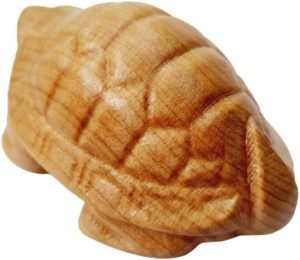 DMtse Hand Carved Natural Wood Lucky Longevity Turtle Statue Sculpture Figurine Good Lucky for Long Life Mascot Lucky Gift：圖片 3