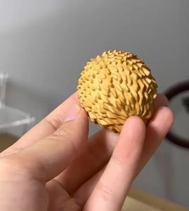 DMtse 手工雕刻天然木質迷你可愛動物刺蝟雕像裝飾品動物主題木雕雕像工藝品家居裝飾：圖片 2